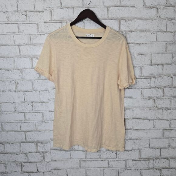 Maurices light yellow short sleeve tee - Picture 1 of 10
